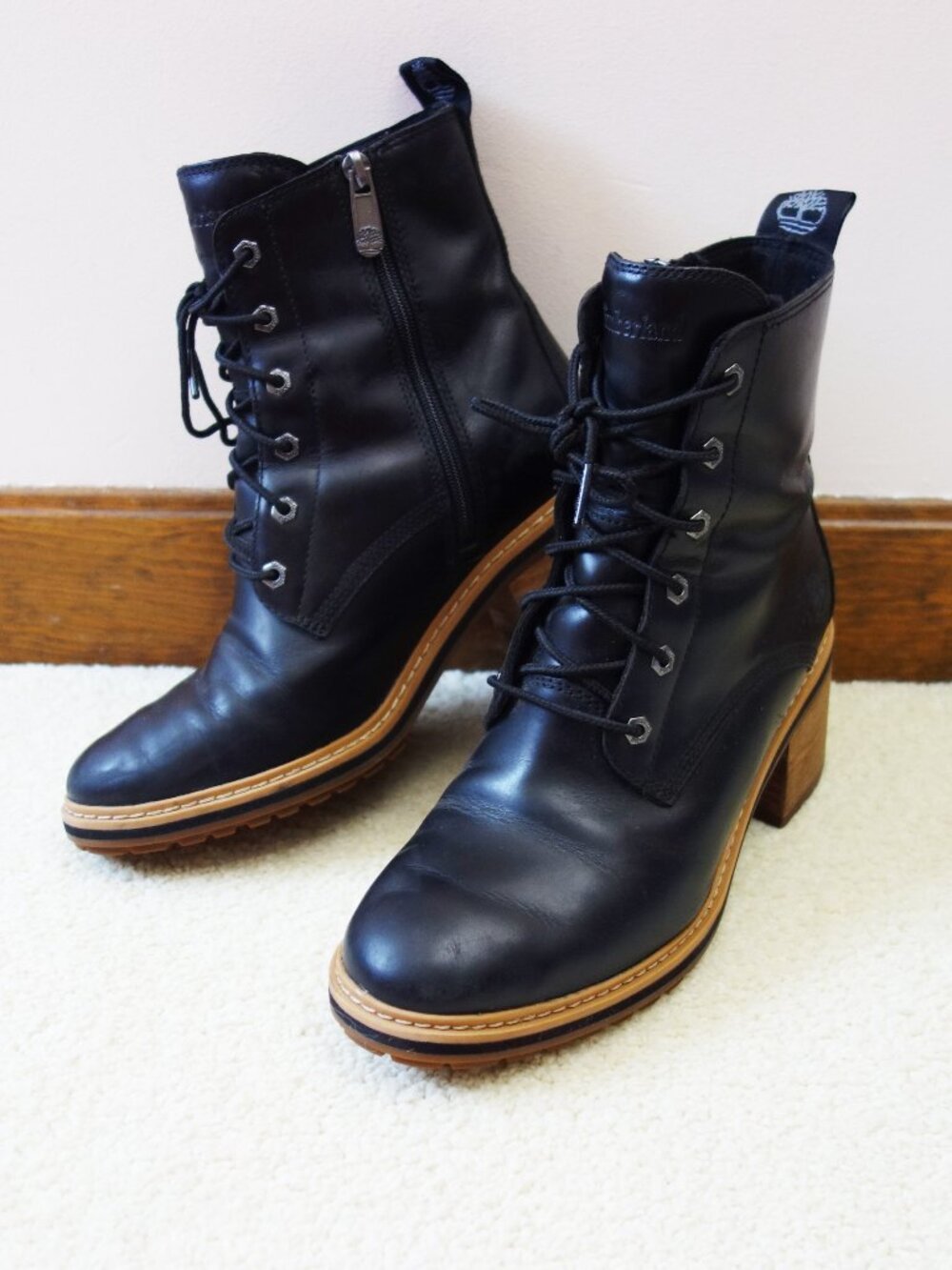 Timberland Sienna High Waterproof Black Leather Lace Up Boots 7.5 EUC